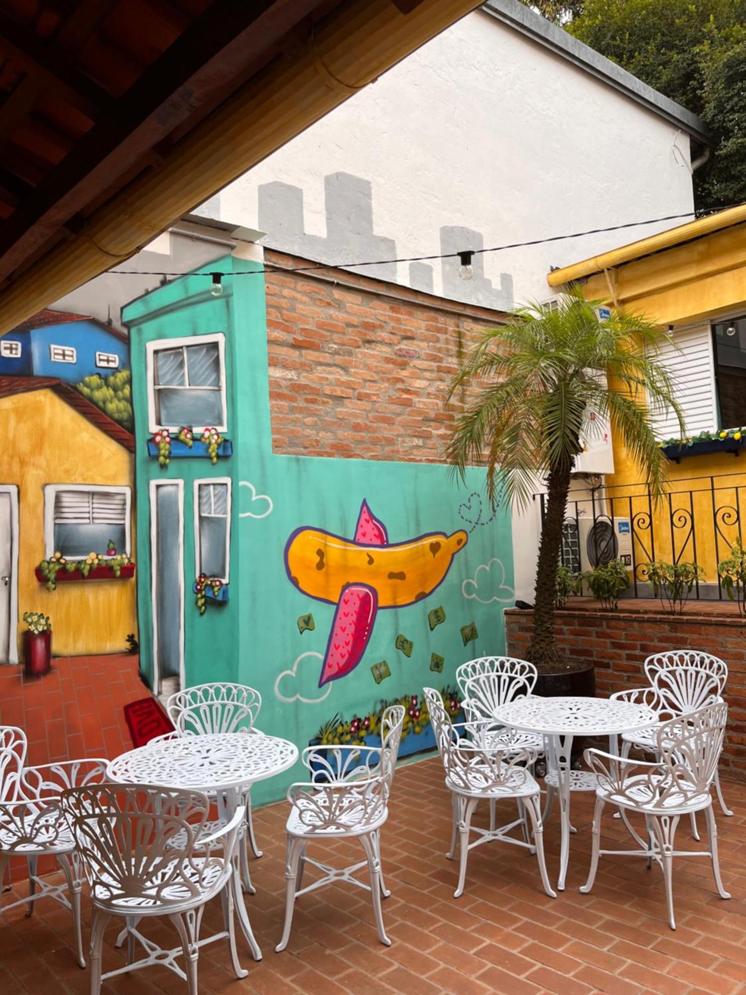 Pousada Bat N Breakfast No Beco Do Batman São Paulo Exteriör bild